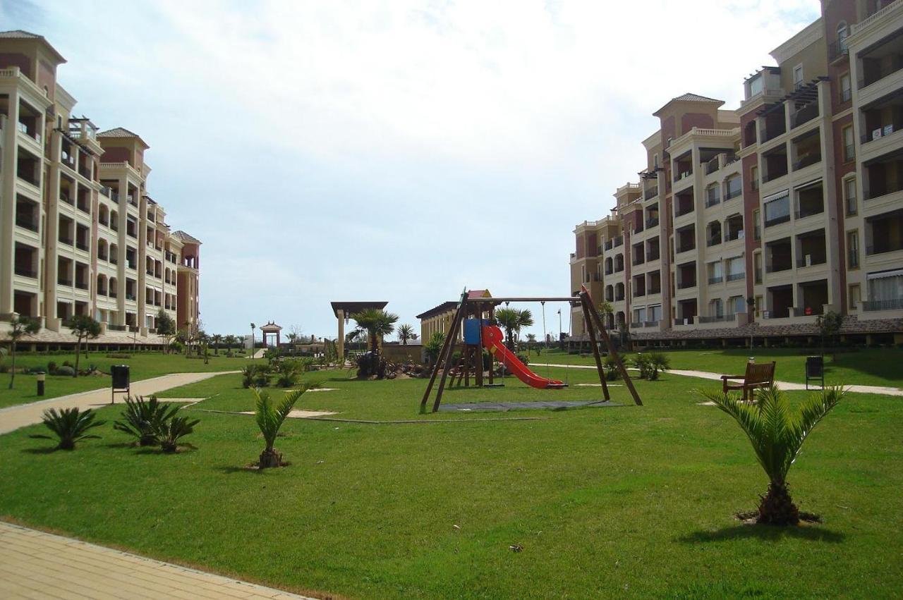 Bonito Apartamento En Primera Linea De Playa Isla Canela Bagian luar foto
