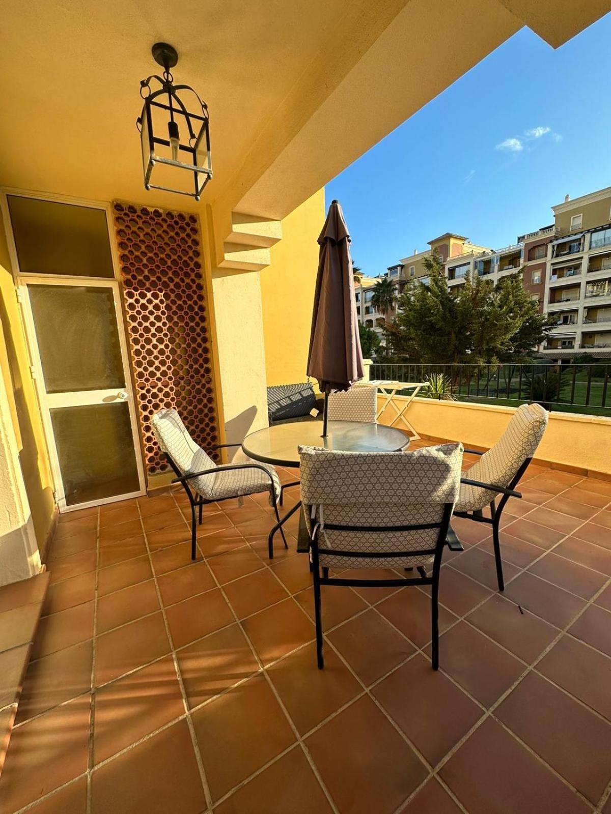 Bonito Apartamento En Primera Linea De Playa Isla Canela Bagian luar foto